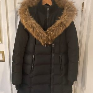 Mackage winter coat, black with natur fur collar, size LG (actual fit size 8,10)